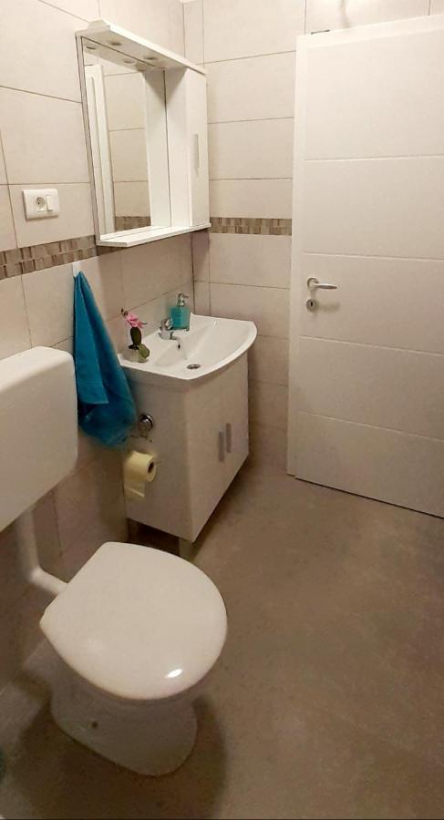 Lennida Studio Apartman With Free Parking Kavran Exterior foto