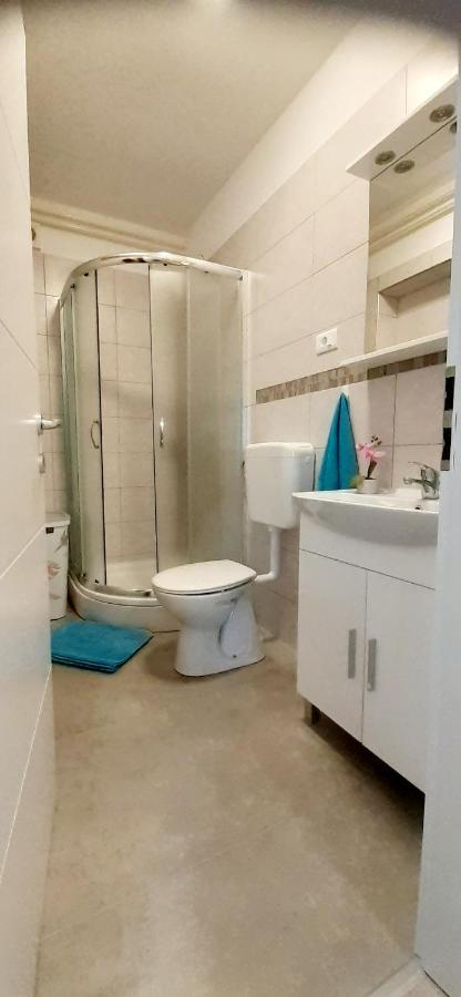 Lennida Studio Apartman With Free Parking Kavran Exterior foto