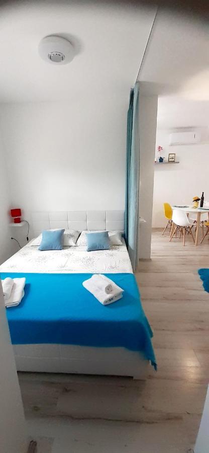 Lennida Studio Apartman With Free Parking Kavran Exterior foto