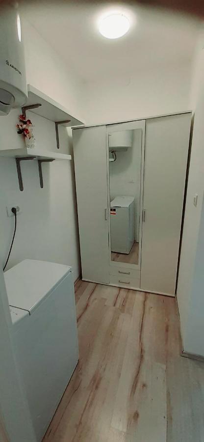 Lennida Studio Apartman With Free Parking Kavran Exterior foto