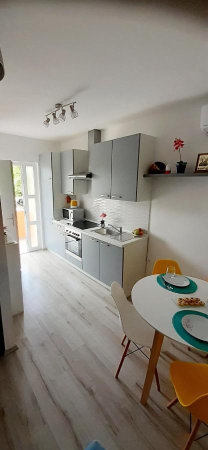 Lennida Studio Apartman With Free Parking Kavran Exterior foto