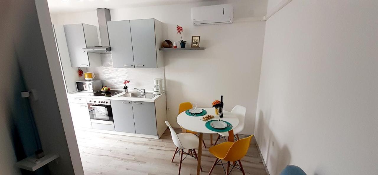 Lennida Studio Apartman With Free Parking Kavran Exterior foto
