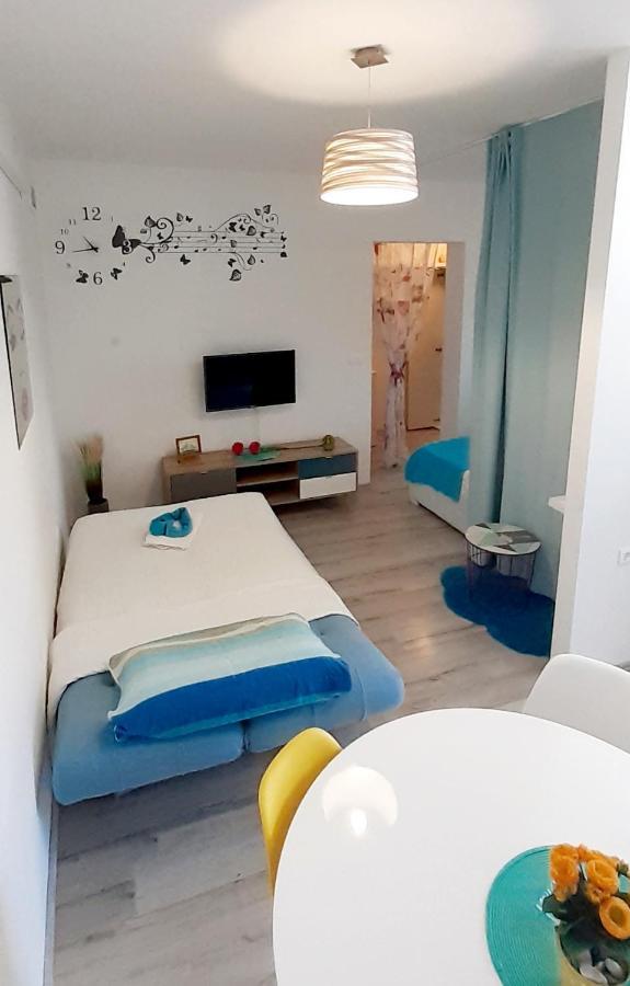Lennida Studio Apartman With Free Parking Kavran Exterior foto