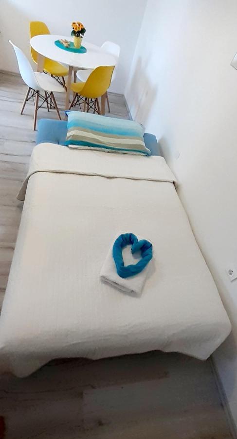 Lennida Studio Apartman With Free Parking Kavran Exterior foto