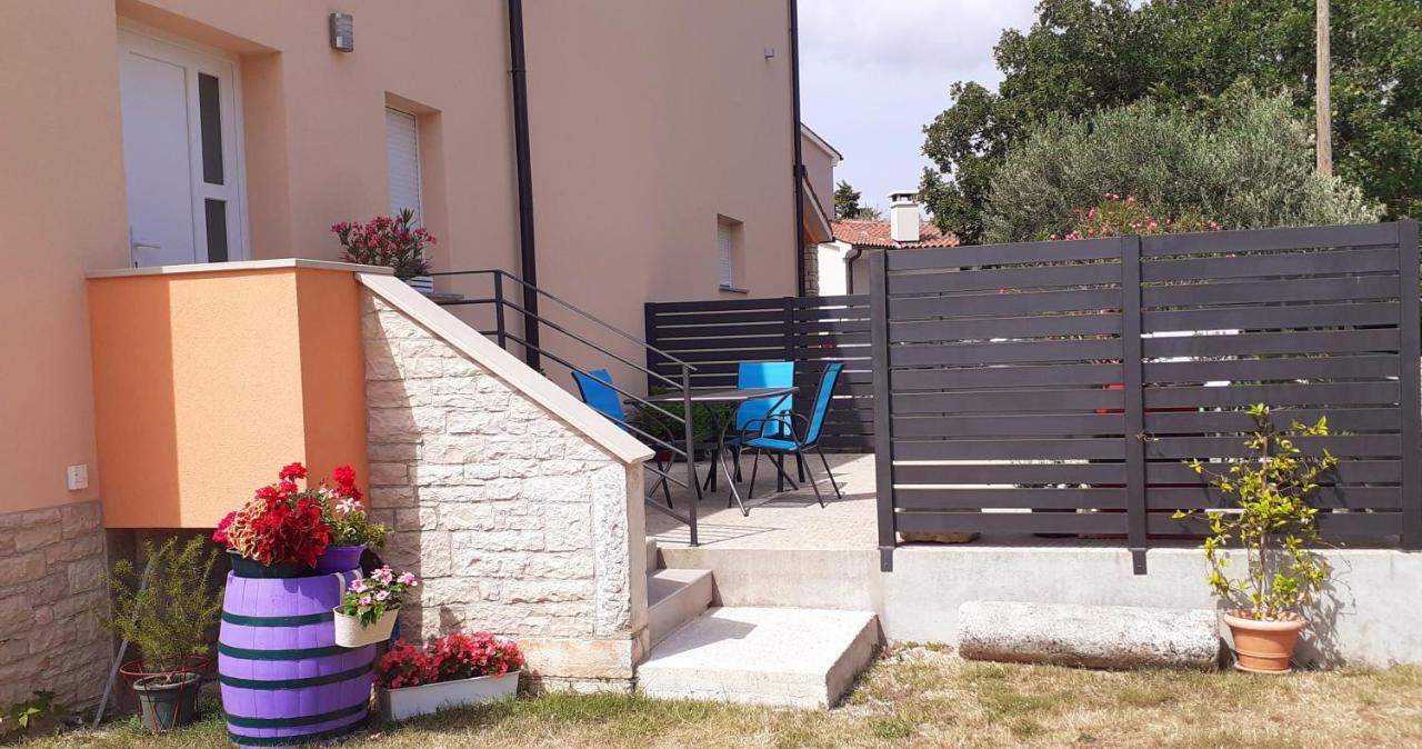 Lennida Studio Apartman With Free Parking Kavran Exterior foto